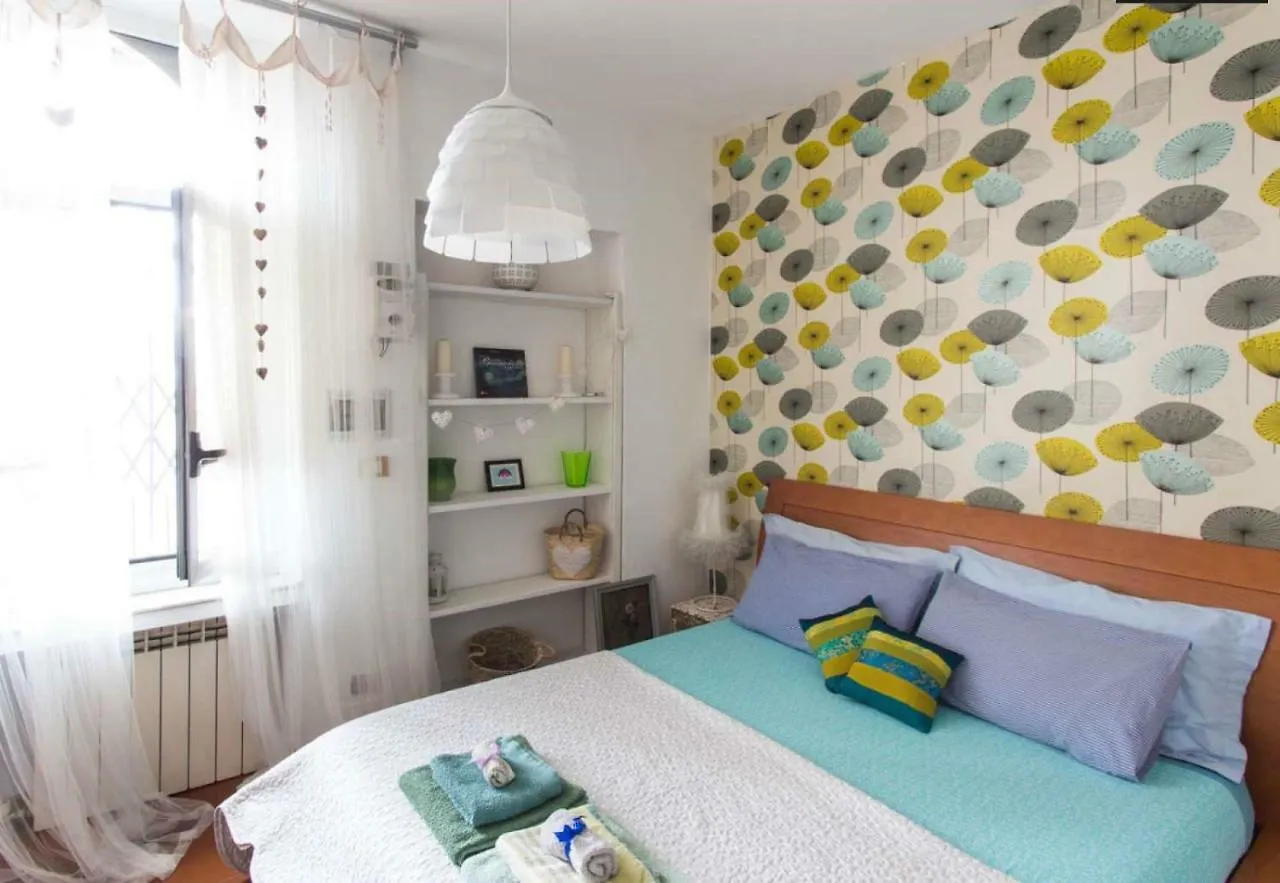 Apartment La Casa Sul Ballatoio Isola San Siro E Humanitas Piox